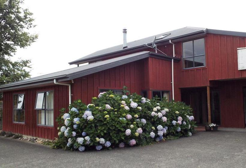 Estuary Overnight B&b 8