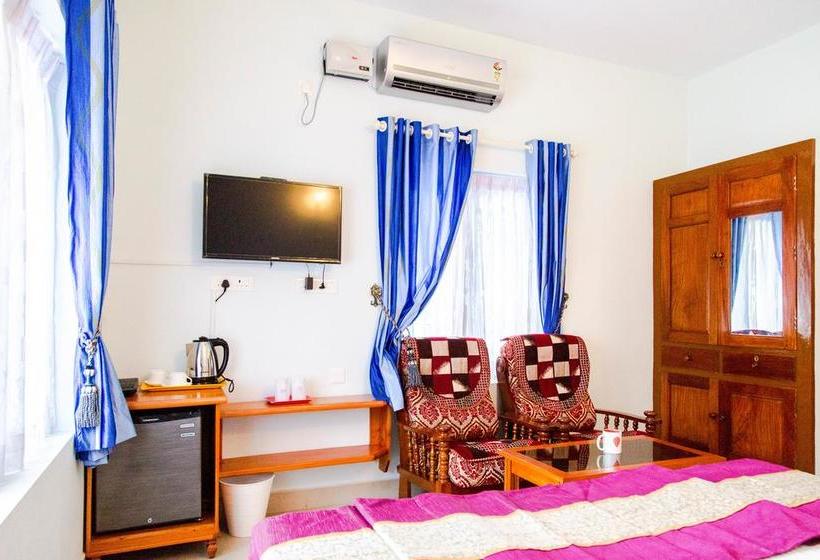 Hotel Oyo Rooms Petttah Railway Station 11