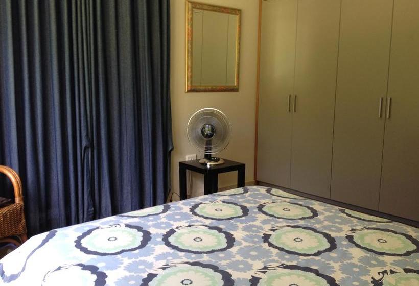 Bed and Breakfast Family Home In Vredehoek 8