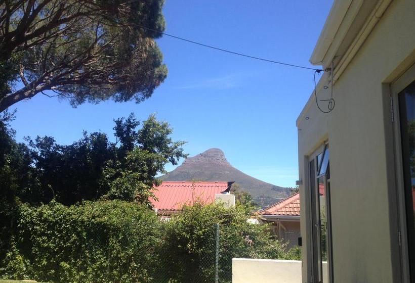 Bed and Breakfast Family Home In Vredehoek 9