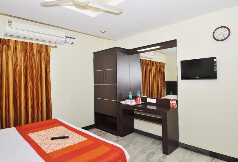 Hotel Oyo Rooms Near Palakarai Bridge 4