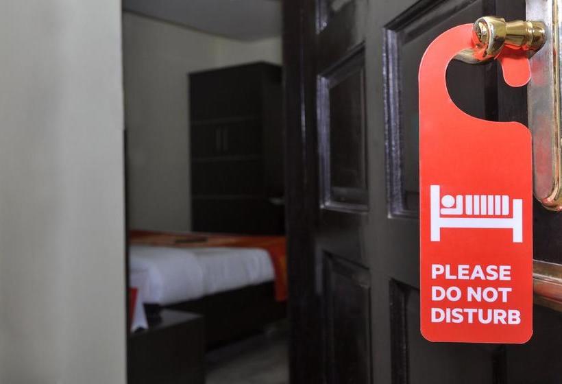 Hotel Oyo Rooms Near Palakarai Bridge 9