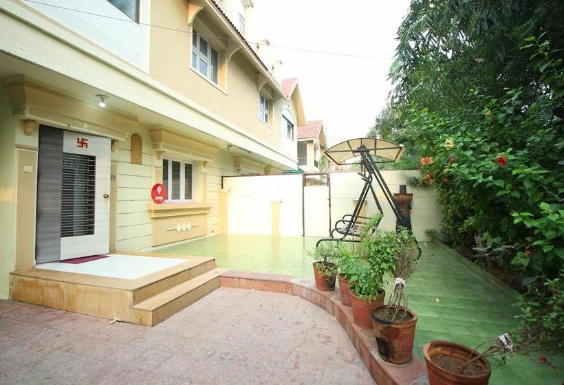 Hotel Oyo Apartments Corporate Road Gujarat