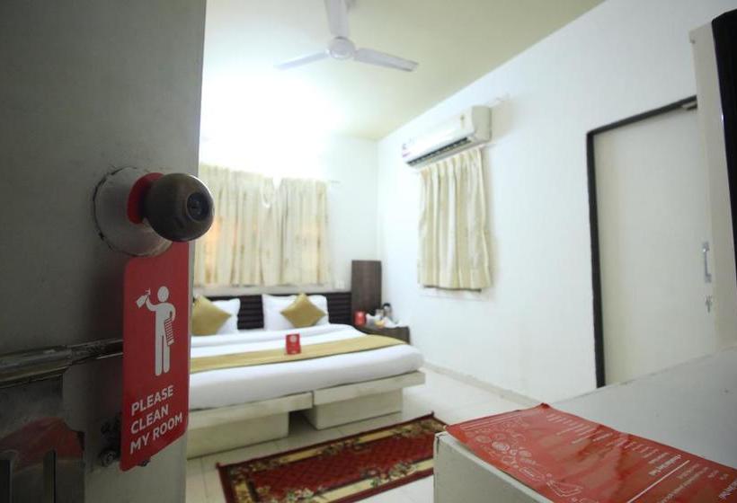 Hotel Oyo Apartments Corporate Road 10