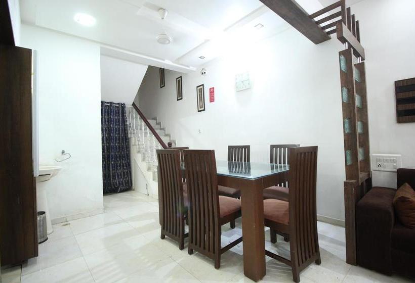 Hotel Oyo Apartments Corporate Road 17