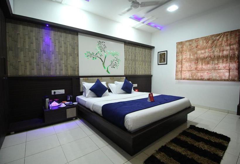Hotel Oyo Apartments Corporate Road 5