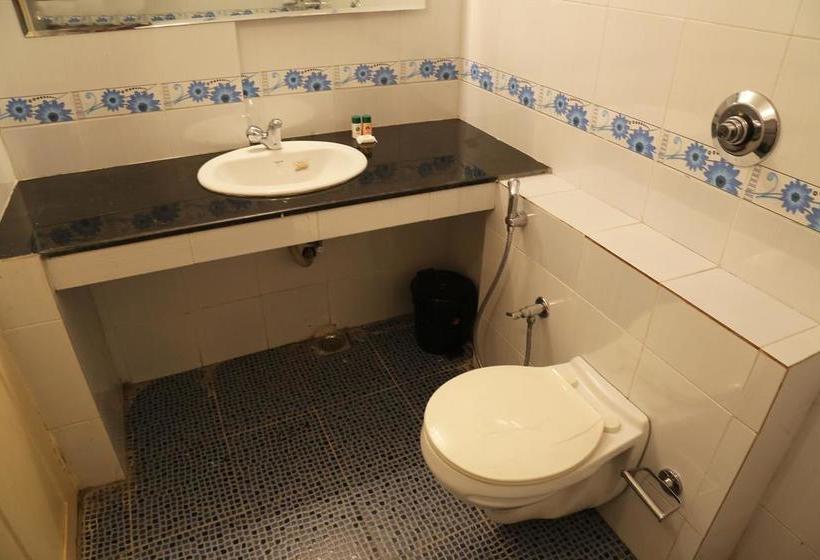 Hotel Oyo Rooms Renai Medicity Palarivattom 20