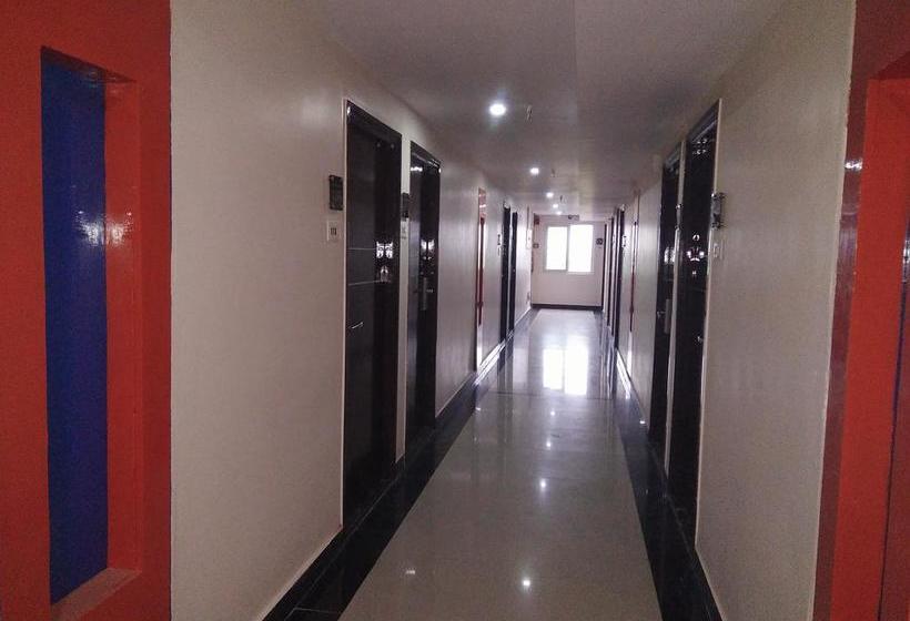 Hotel The Social Grand 10