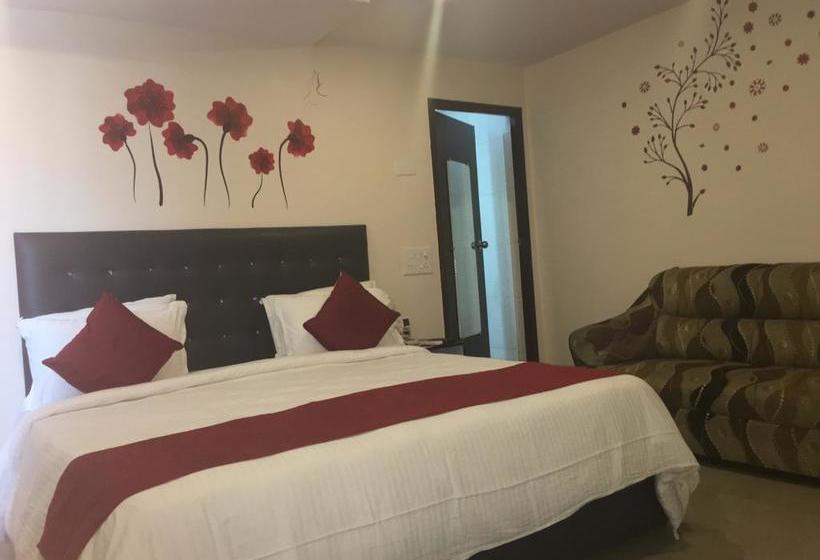 Hotel The Social Grand 2