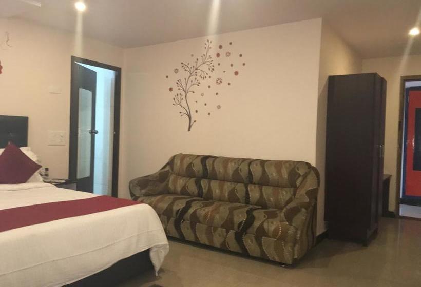 Hotel The Social Grand 7