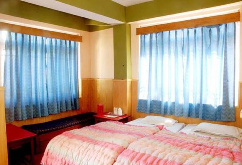 Delight Hotels The Touristo 2