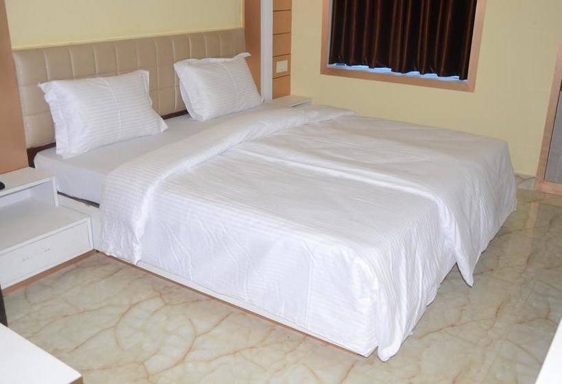 Resort Sukhdeo Palace 11