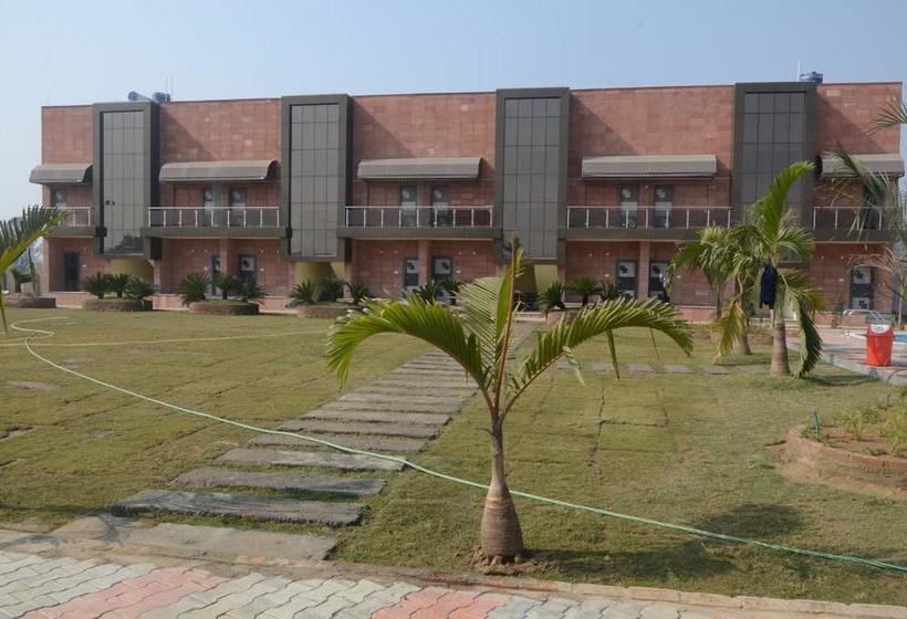 Resort Sukhdeo Palace 5