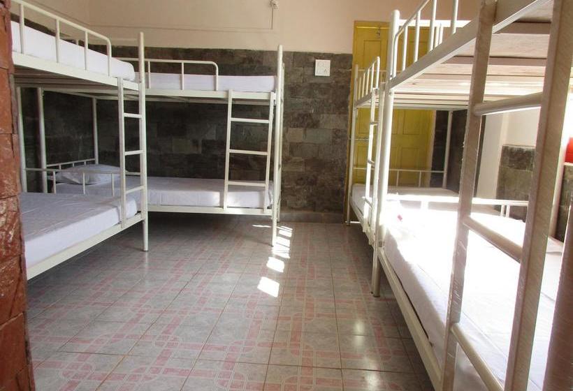 Roadhouse Hostels Arambol Goa 20