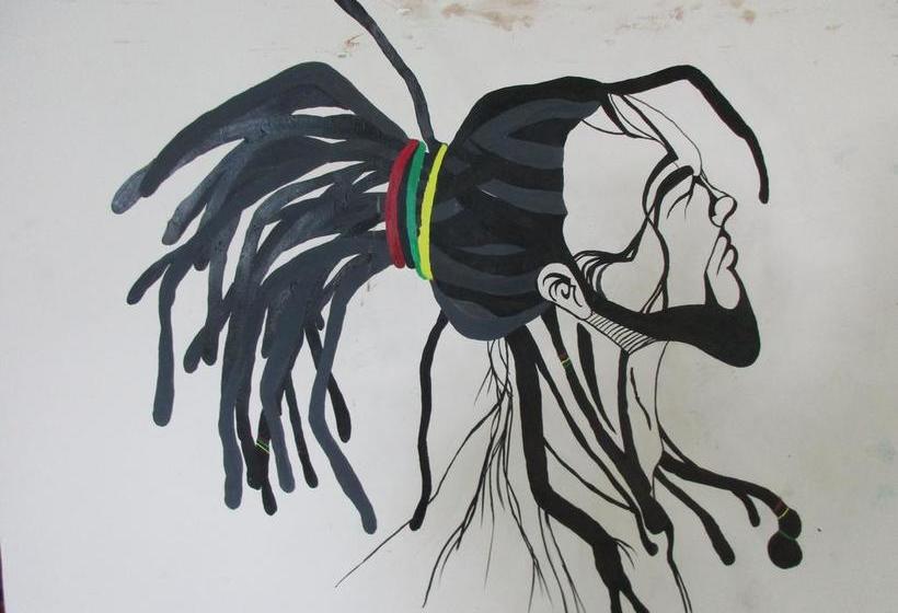 Roadhouse Hostels Arambol Goa 3