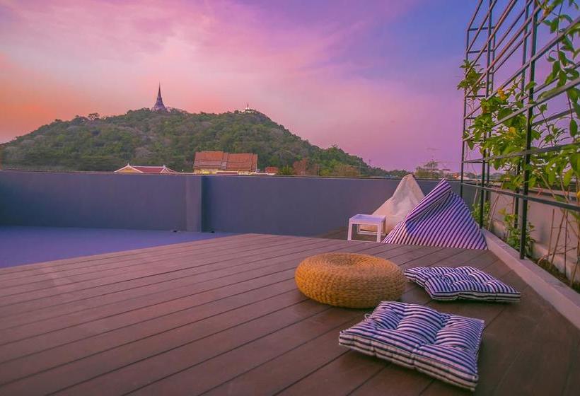 Chedi View Hostel Phetchaburi