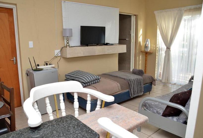 Bed and Breakfast The Bucks Guesthouse 9