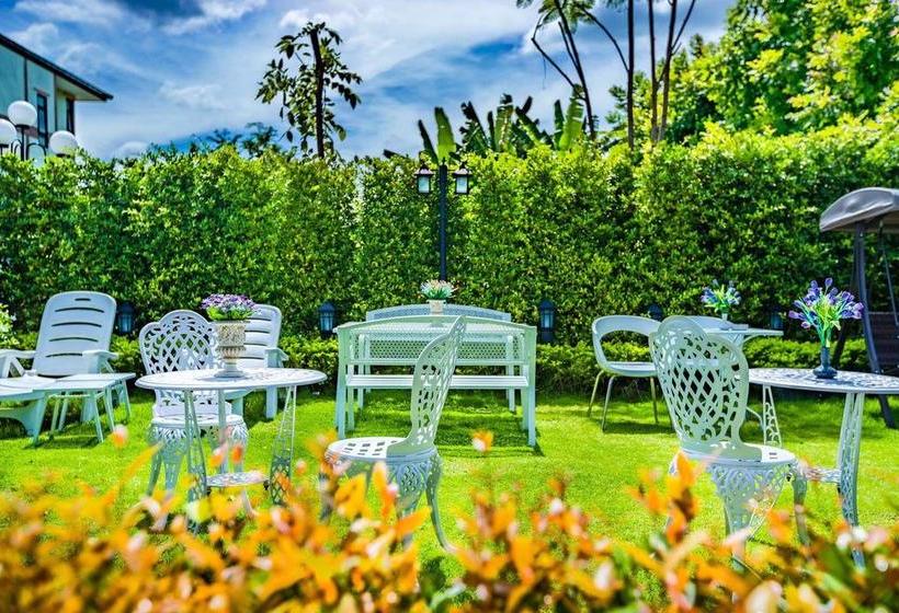 Pongsakorn Boutique Resort 8