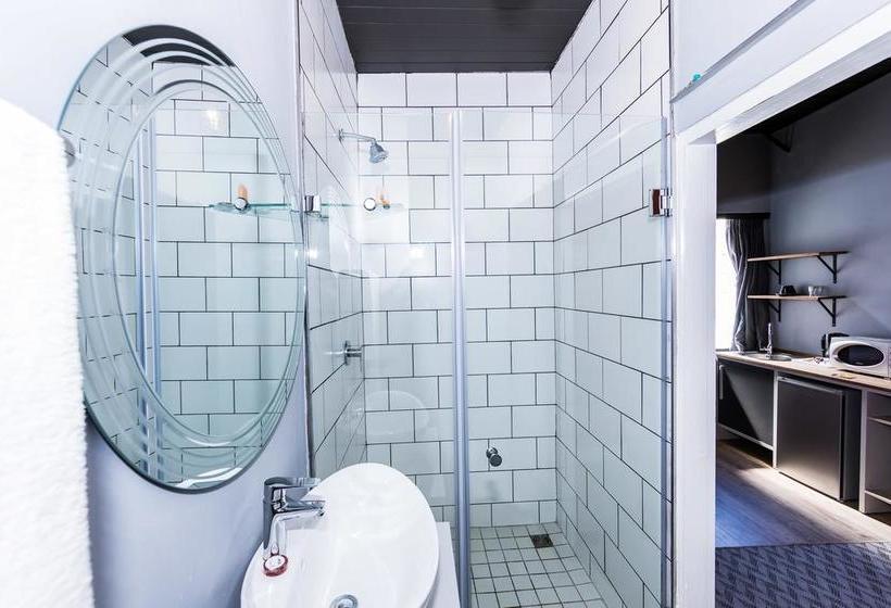 Hotel Innscape On Castle 13