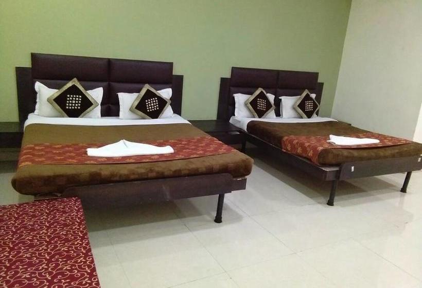 Hotel The Singh Palace 2