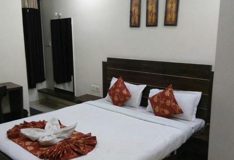 Hotel The Singh Palace 7