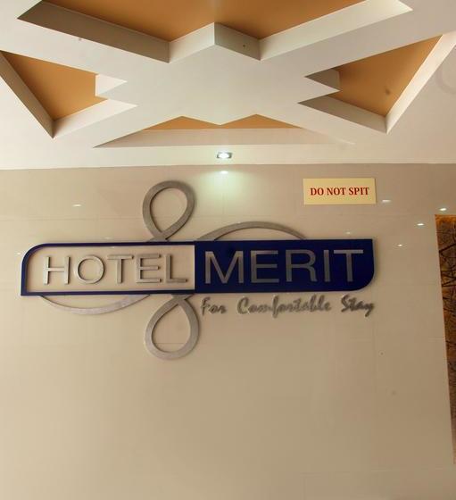 Hotel Merit 13