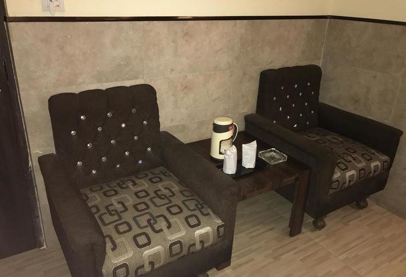 Hotel S B D Guest House 8