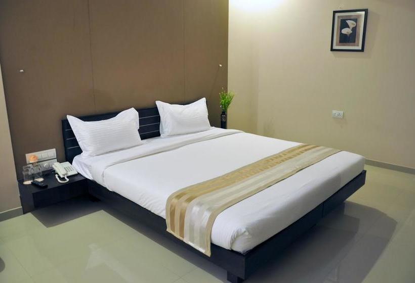 Hotel Suncity Surat
