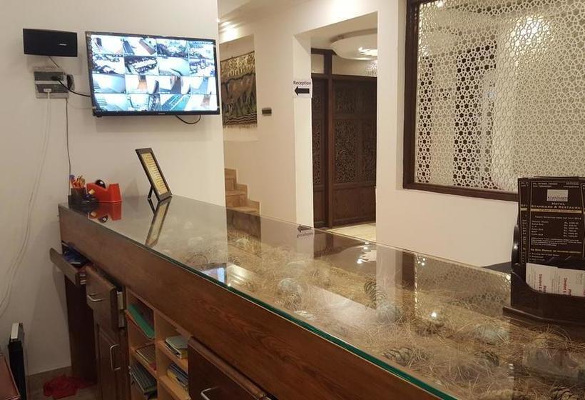 Standard Hotel And Resturant 14