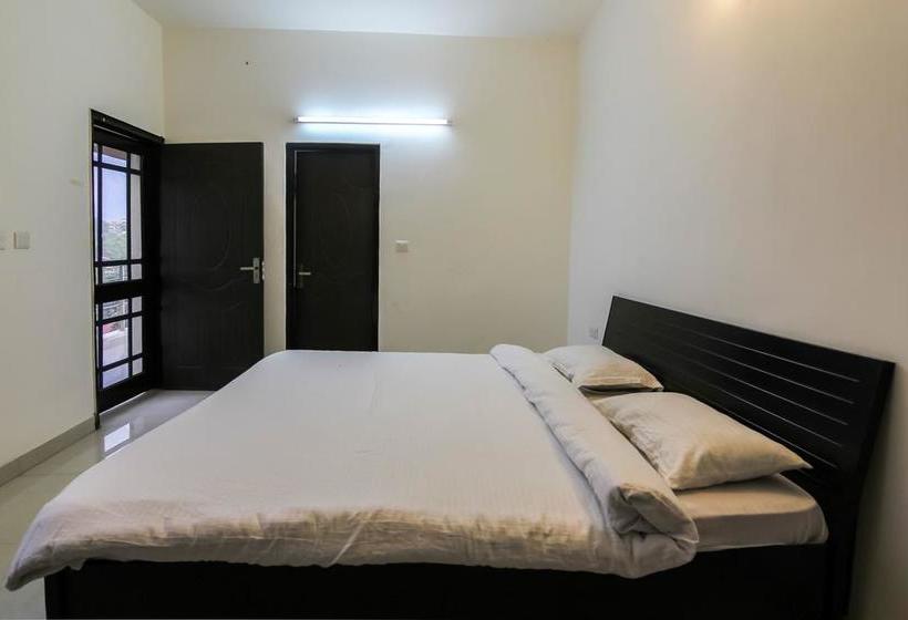 B&b With Hill View Near Pacific Mall 3