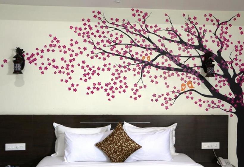 Hotel Reevanta Damán