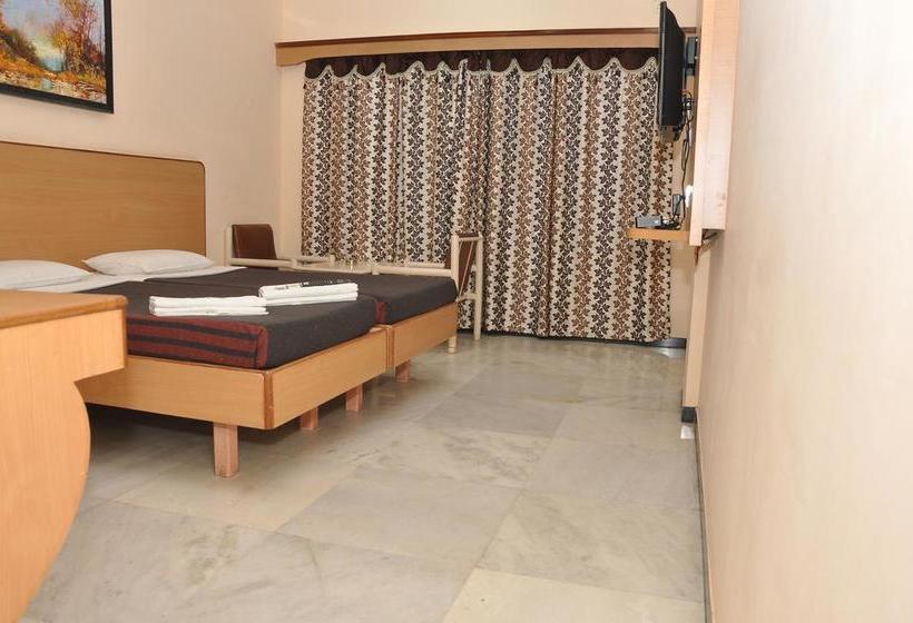 Hotel Ganesh Mahaal Private Limited 19