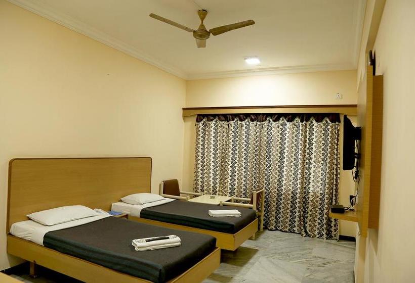 Hotel Ganesh Mahaal Private Limited 5