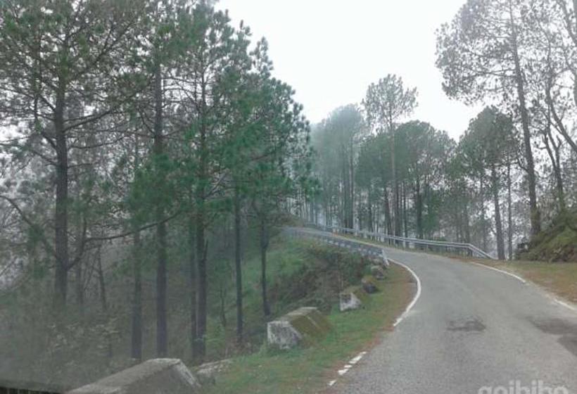 Resort Windsor Cottage 12