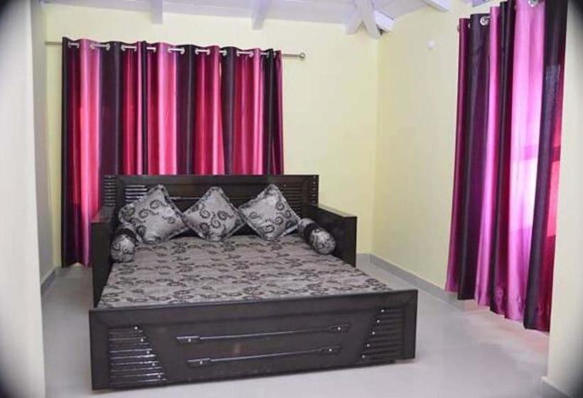 Resort Windsor Cottage 5