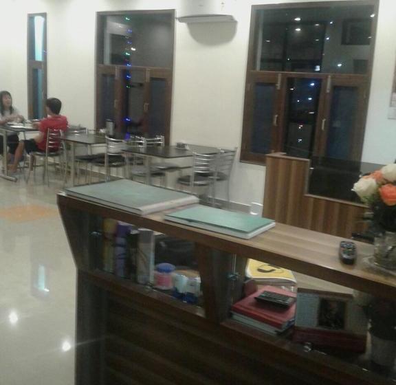 Hotel Golden Palace 8