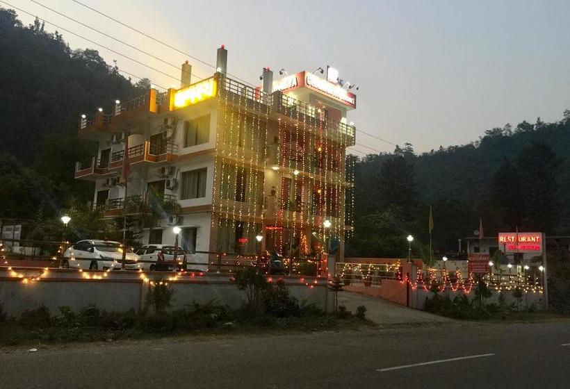 Hotel Chanakya Resort 10