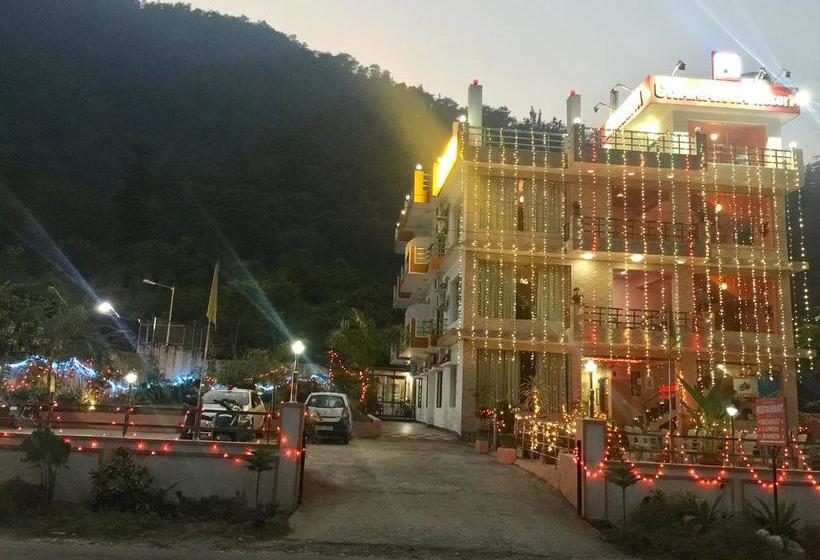 Hotel Chanakya Resort 18