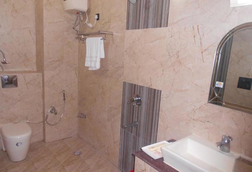 Hotel Chanakya Resort 3