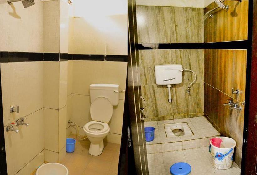 Hotel Shree Dwarkadhish 13