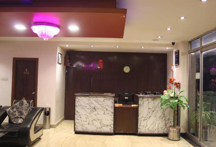 Hôtel Orange Inn 10