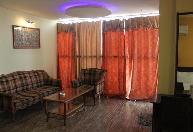 Hôtel Orange Inn 13