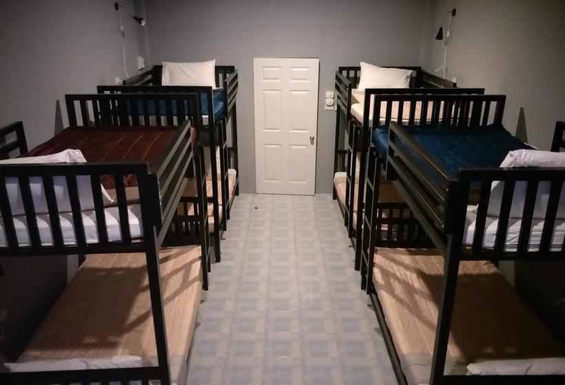 The Moment Hostel 10