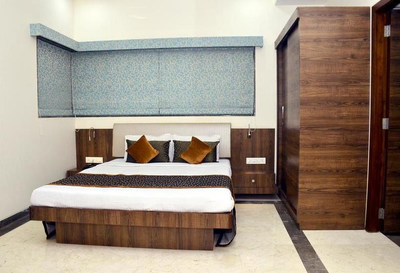 Hotel Aquilla Villa 11