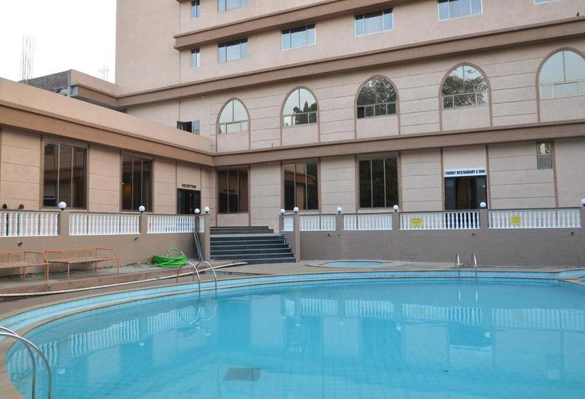 Hotel Pam Regency 17