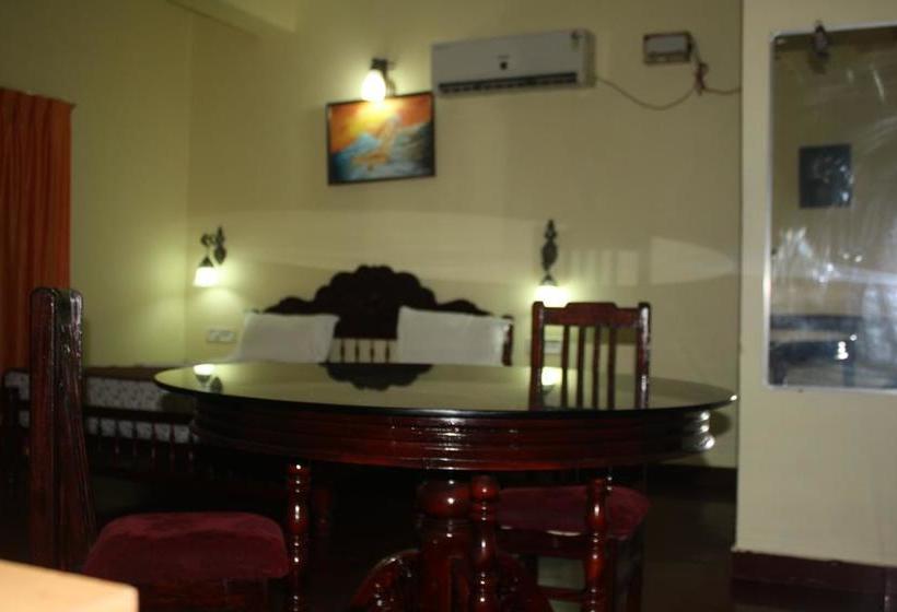 Kavitha Beach Resort 6