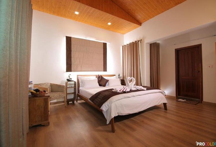 Jungle Lodge Resort 3