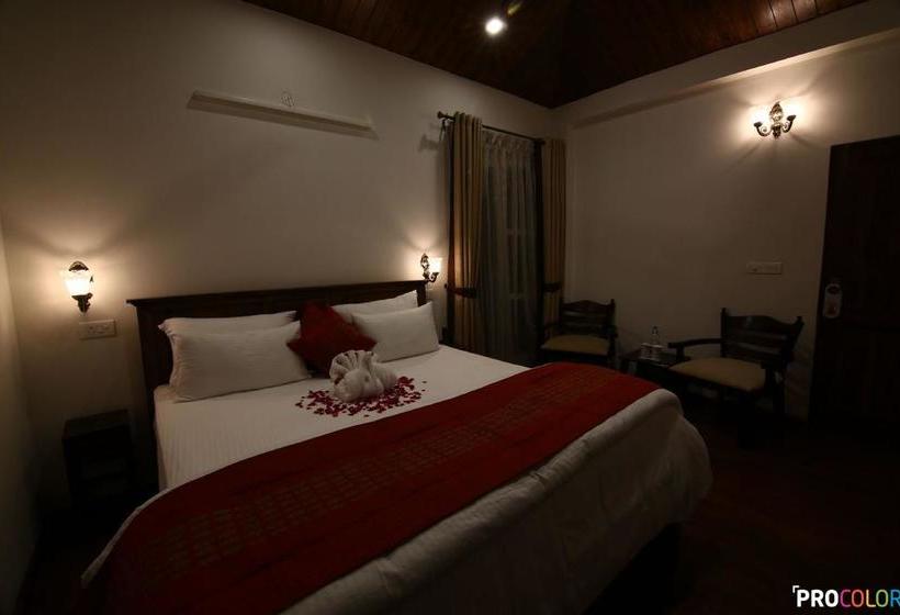 Jungle Lodge Resort 6