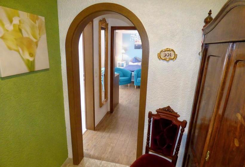 Hôtel Engelhof Garni 18