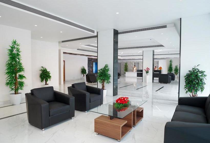 Hotel The Central Residency 12